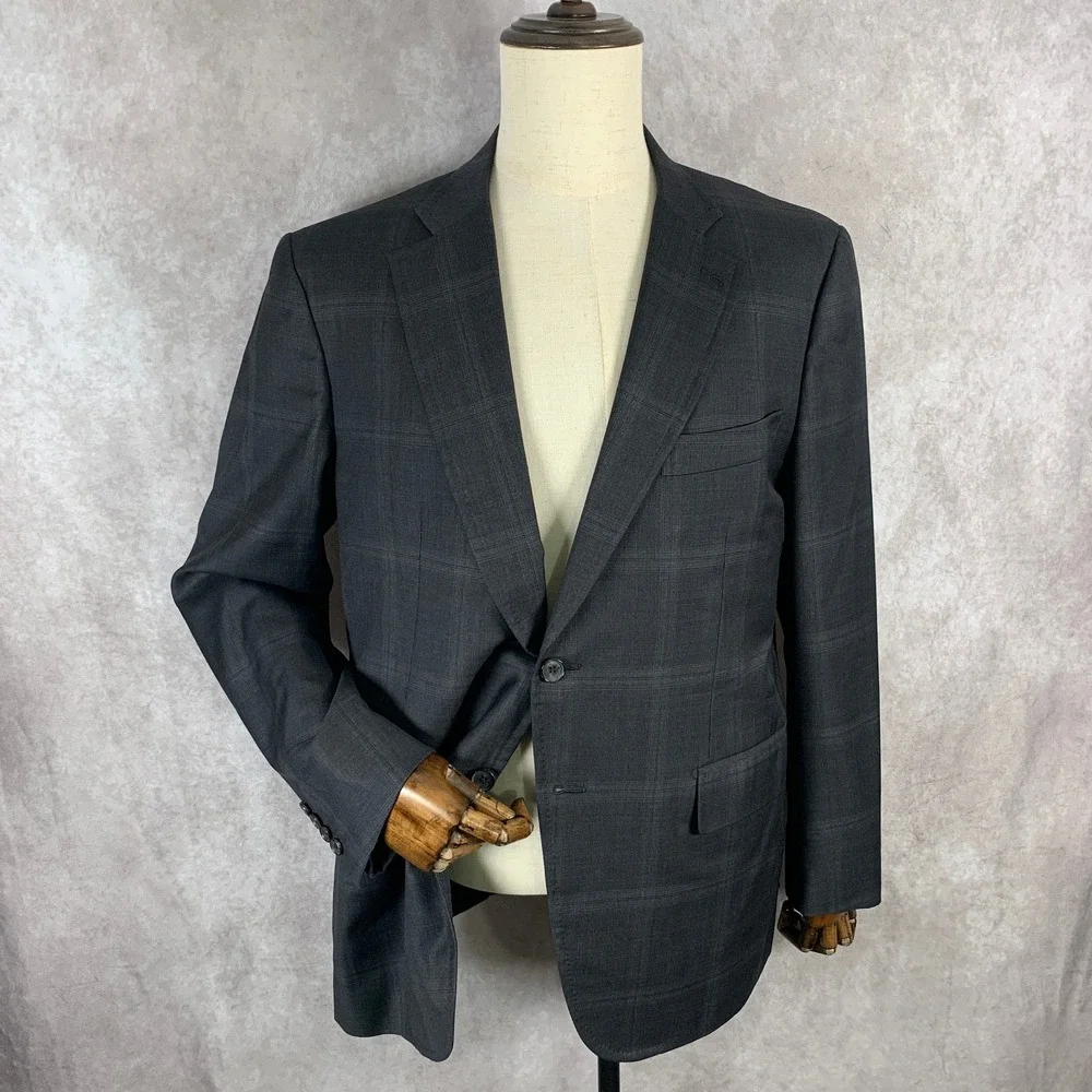 Isaia pre owned